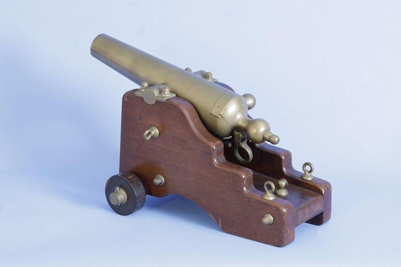 10 GA breach Loading brass barrel Signal Cannon signed R.H. Brown New haven Ct. with Mahogany Carriage 