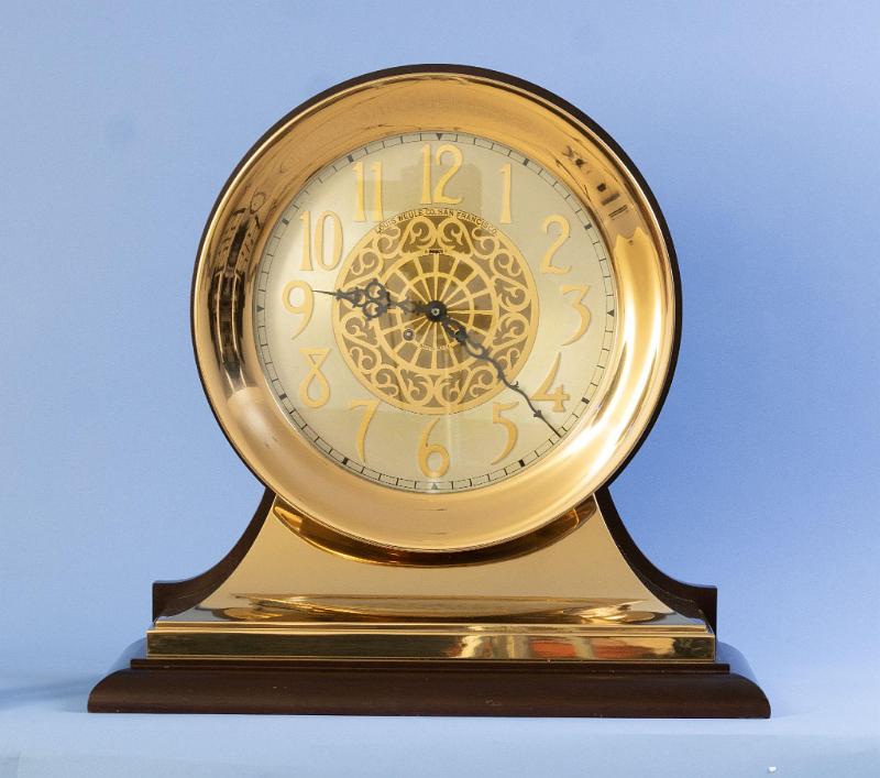 Chelsea 12 Inch Commander Special Grand Red Brass Ships Bell Striking Clock made in
1907 Serial #224114  