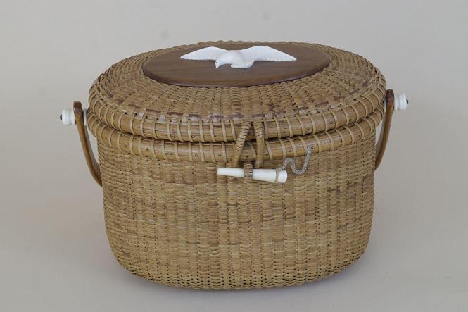 Vintage 7 1/2 Inch Oval Nantucket Basket signed Paul F. Whitten circa 1975