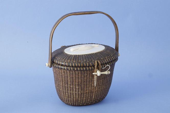 Fine Nantucket Friendhip Purse With Ivory Top and carved Ivory Whale signed and dated on the bottom 1969