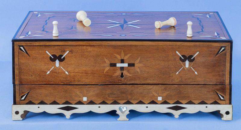 Fine Scrimshaw Whale ivory and Exotic Wood Inlaid Captains Lap Desk, American Mid-19th Century